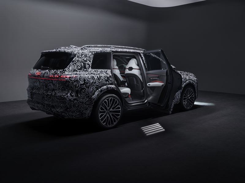 Audi Q9